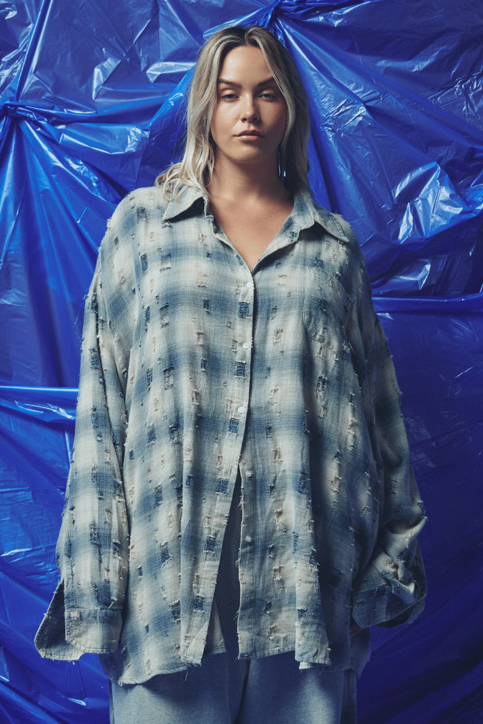 SABBI BE A KIND HUMAN OVERSIZED SHIRT