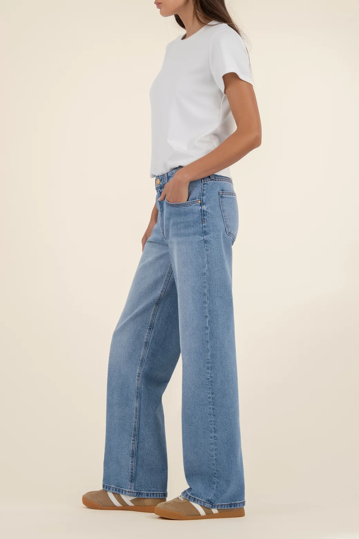 Selena Baggy Low Rise Straight Leg