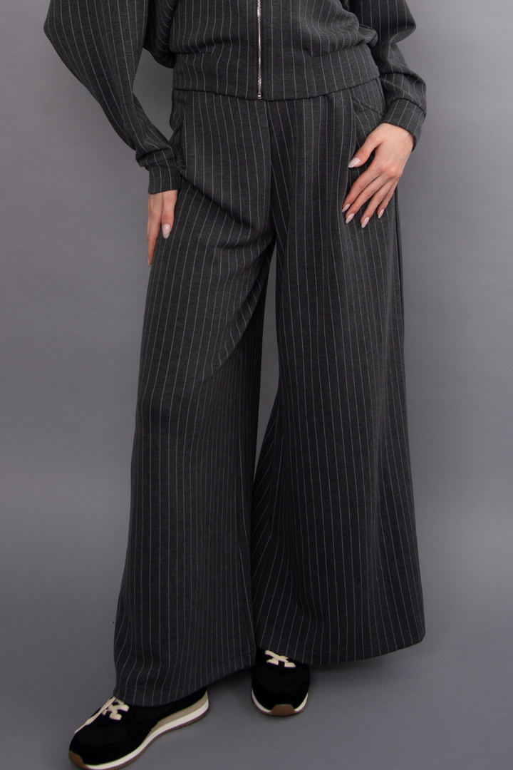 RD Style Caressa Striped Wide-Leg Pant