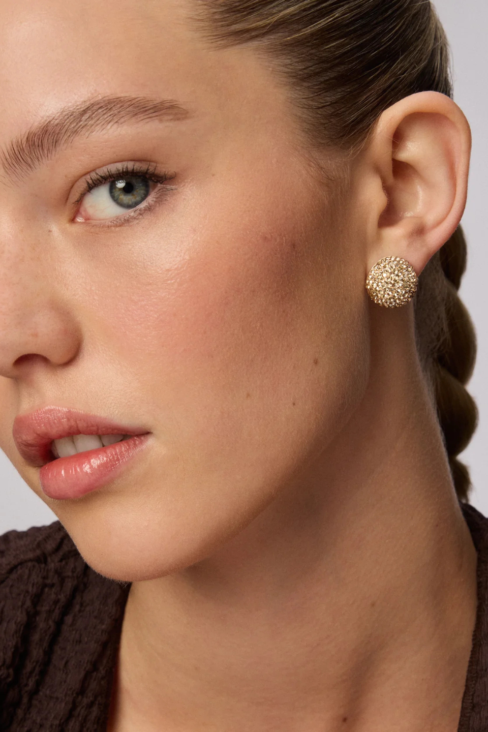 Icon Sparkle Stud Earrings in Soft Gold