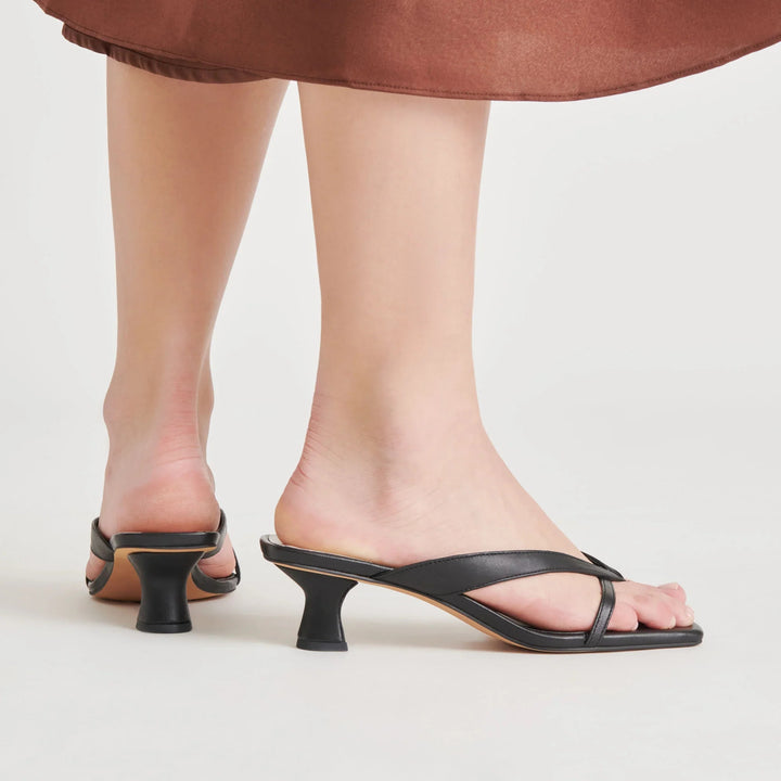 BREVEL HEELED SANDAL
