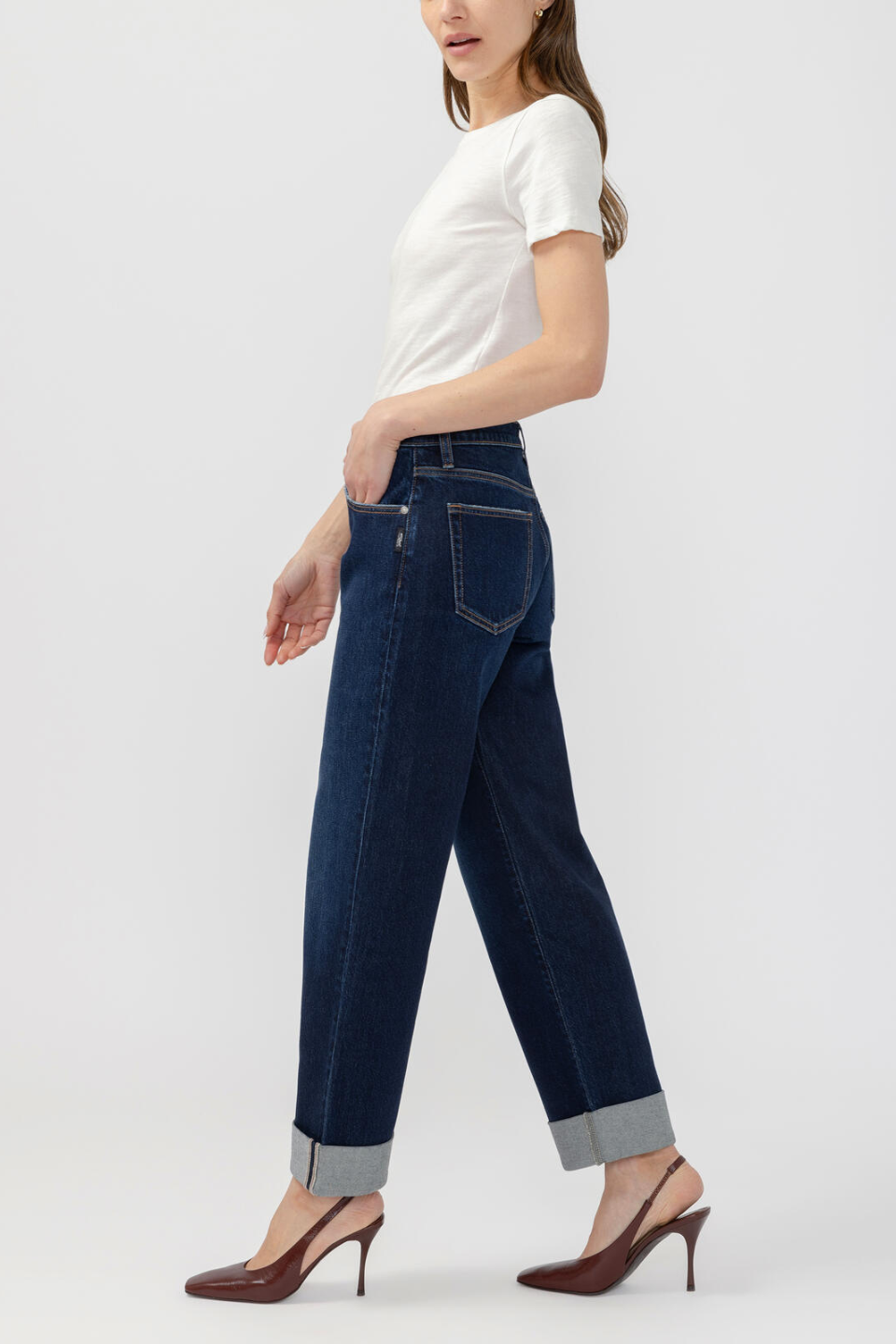 Silver Willow Relaxed Straight Leg Jeans
