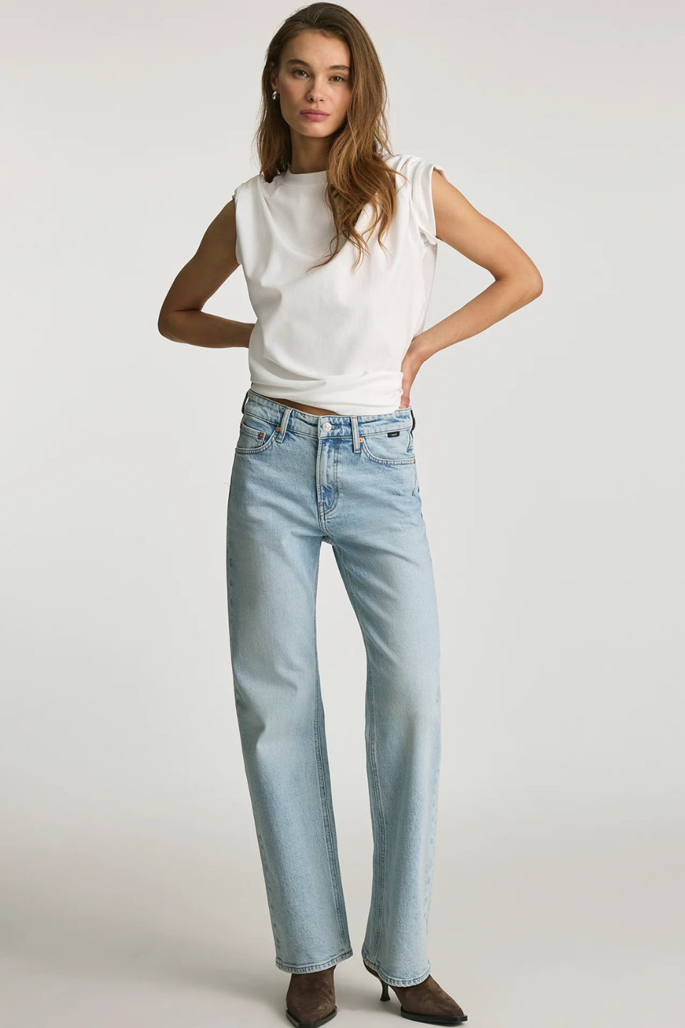 Taylor Straight Leg Jeans - Hot Peppers Clothing