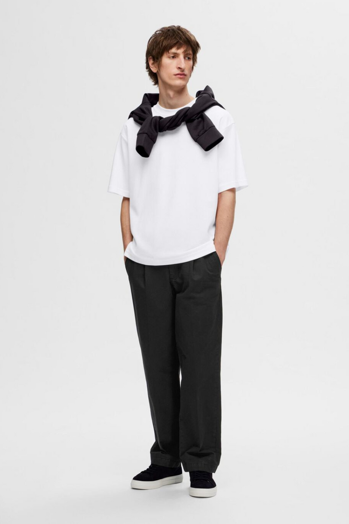 LOOSE FIT T-SHIRT