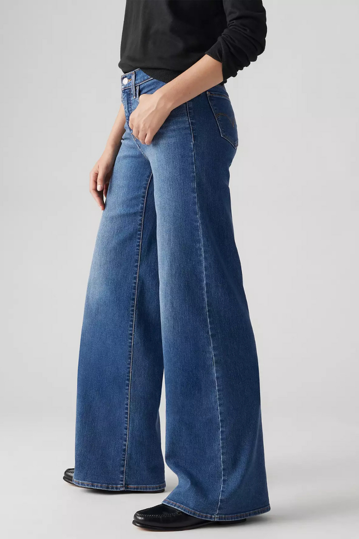 318 Shaping Wide Leg Jeans