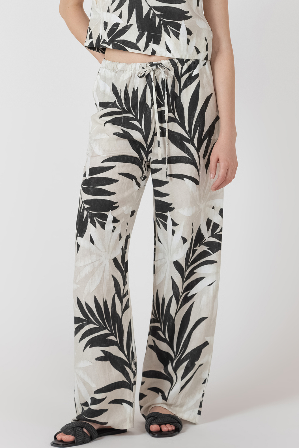 Black Tape Dahlia Wide Leg Drawstring Trouser - Hot Peppers Clothing