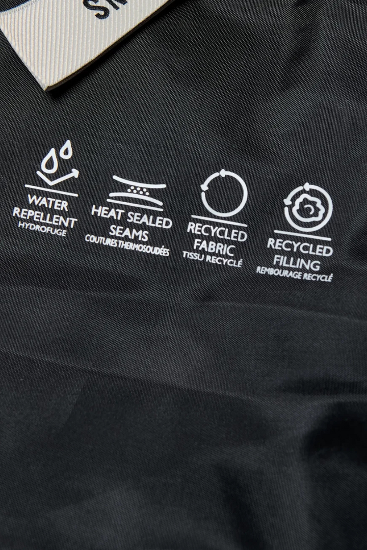Union Seamless Puffer Vest in Black