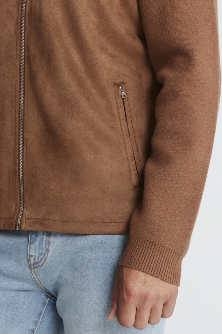 7 Diamonds The Strata Bomber