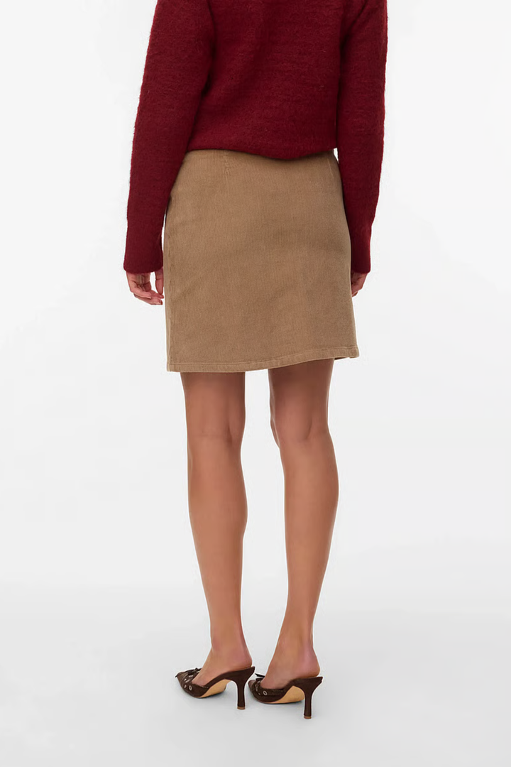 Vero Moda Metta High-Rise Corduroy Skater Skirt