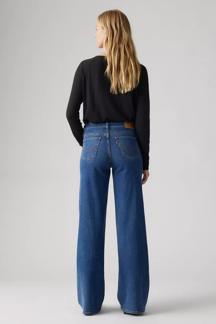 318 Shaping Wide Leg Jeans