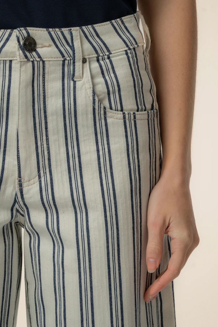 Gwen Stripe Twill High Rise Wide Straight Leg in Navy/Ivory KUT