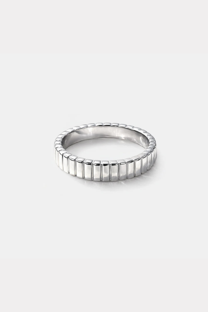 Bizou Stainless steel silver vertical ridged ring ring