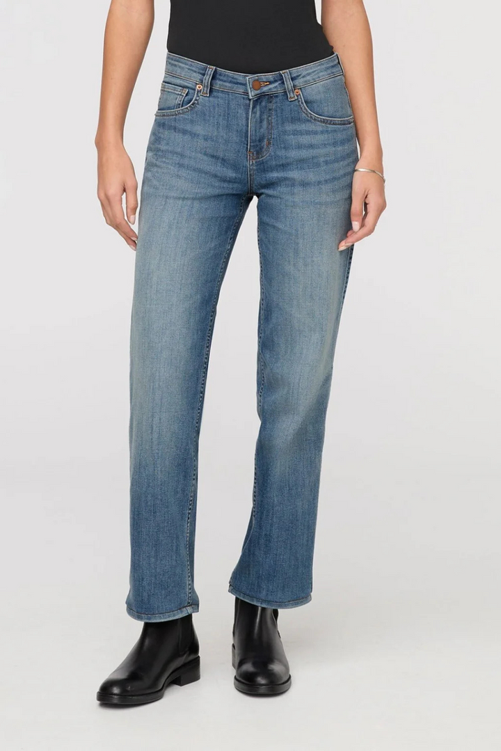 Performance Denim Mid Rise Straight