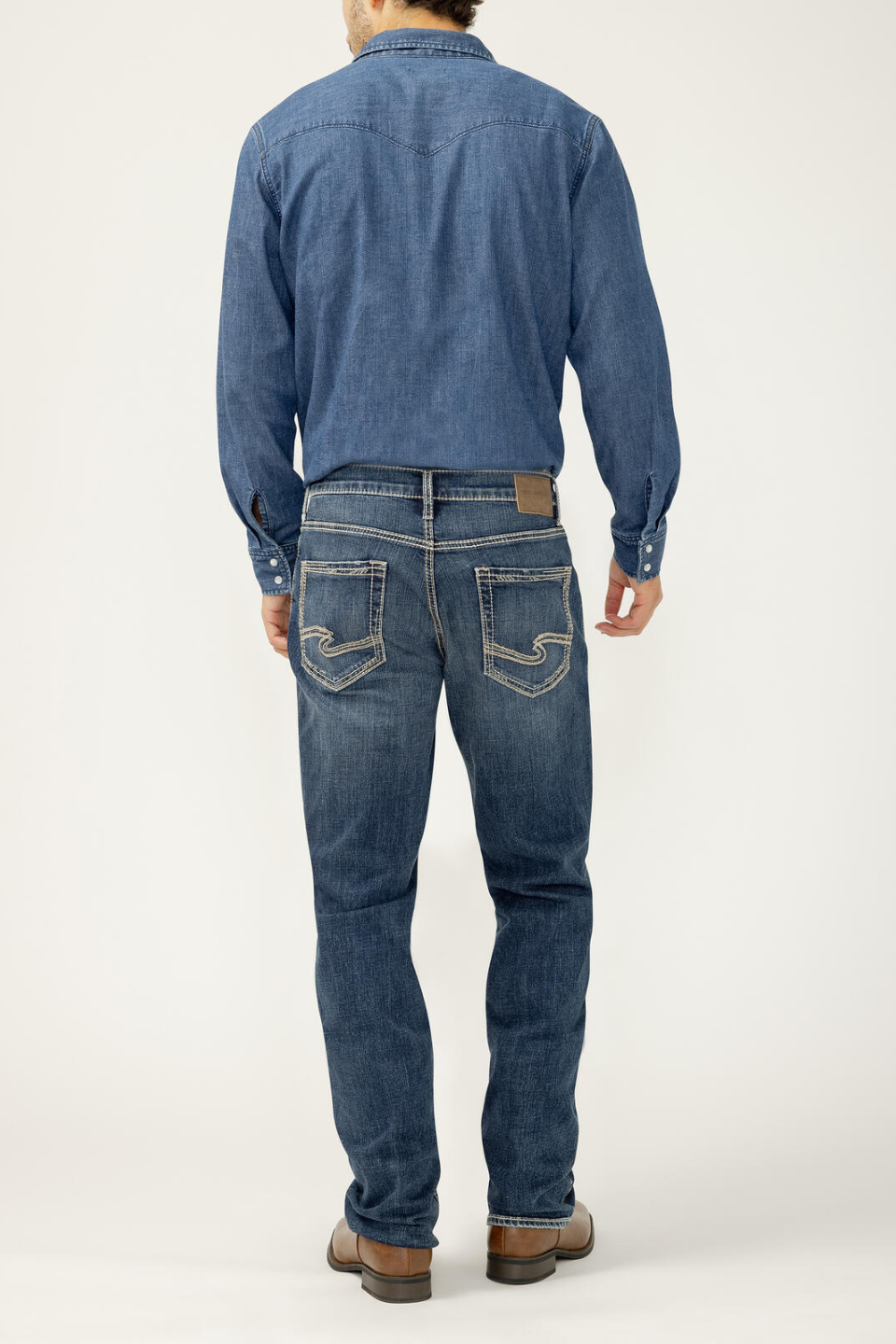 SILVER Grayson Classic Fit Straight Leg Jeans