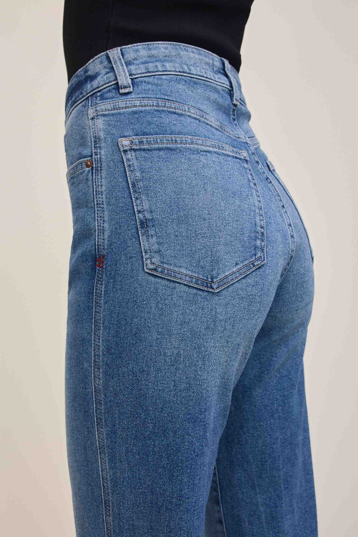Sat - 90's straight jeans 31"