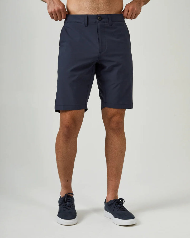 Momentum Hybrid Short