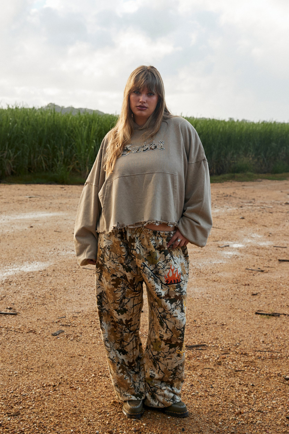 SABBI THE TREES COMPANY CROP HOODIE