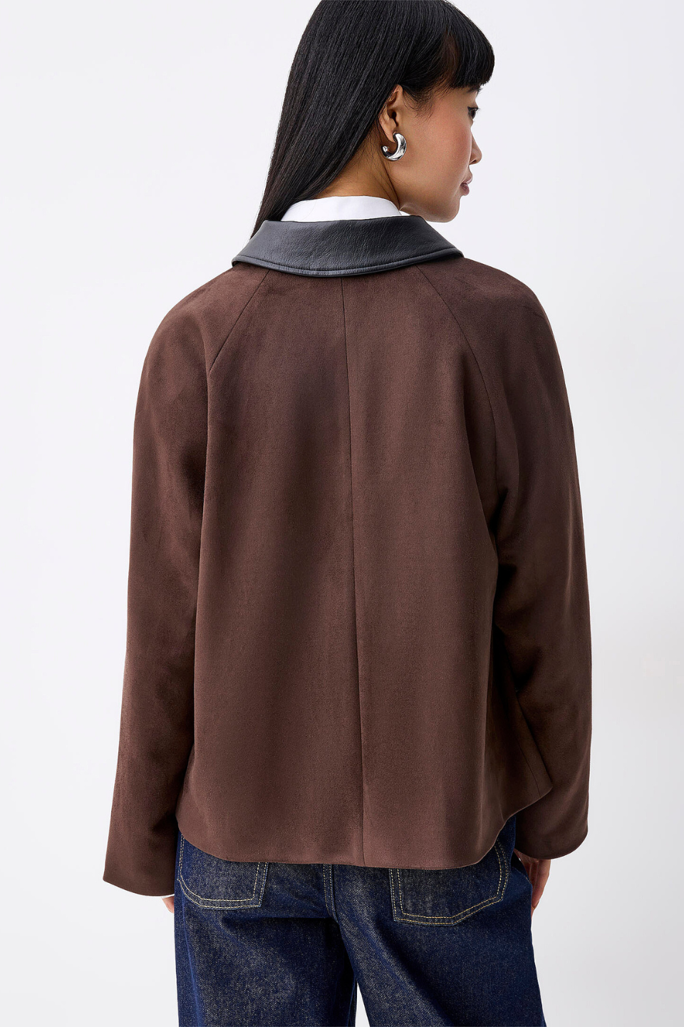 Contrasting collar faux-suede jacket