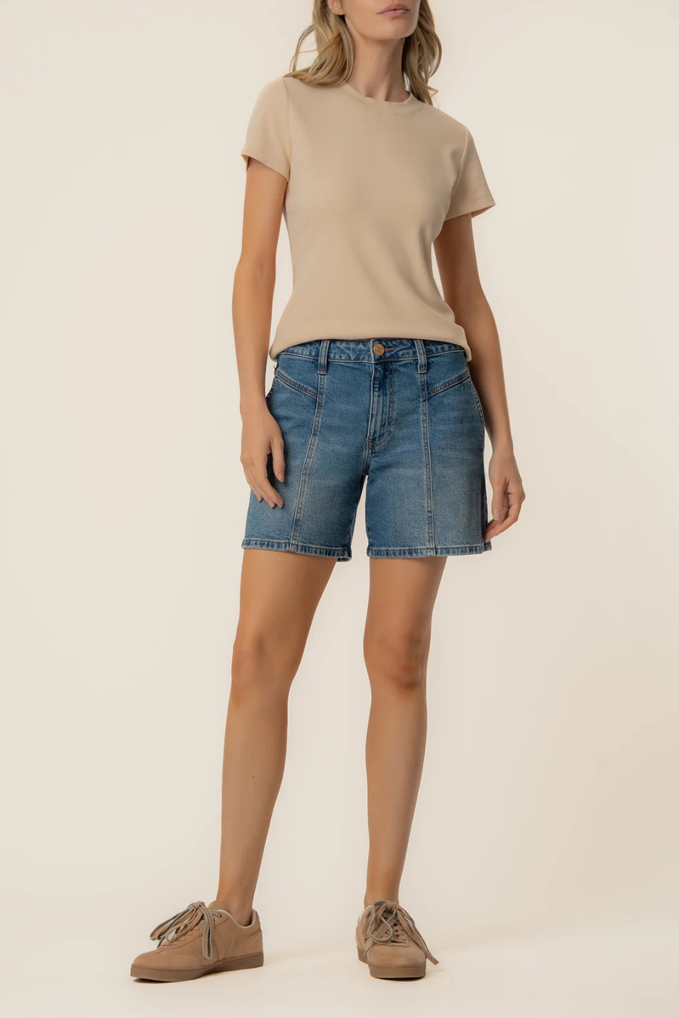 Kut From The Kloth Hailey High Rise Short in Shine Wash KUT