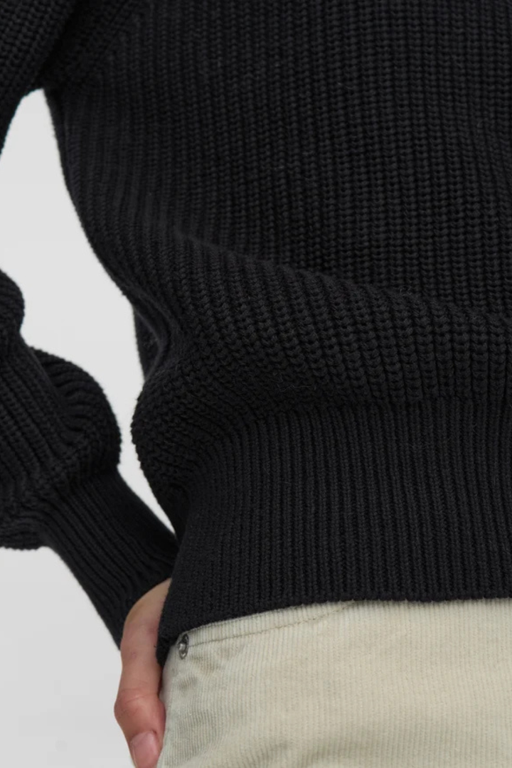 Minimum Mikala jumper