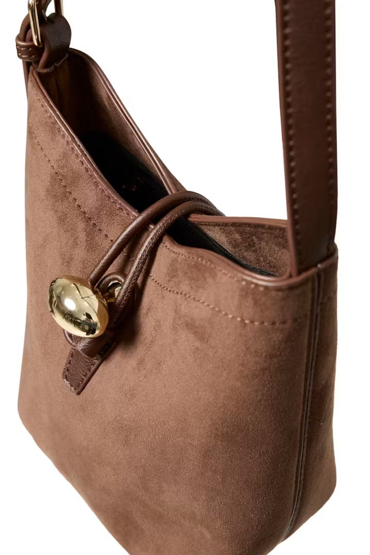b.young Vuede Bucket Bag