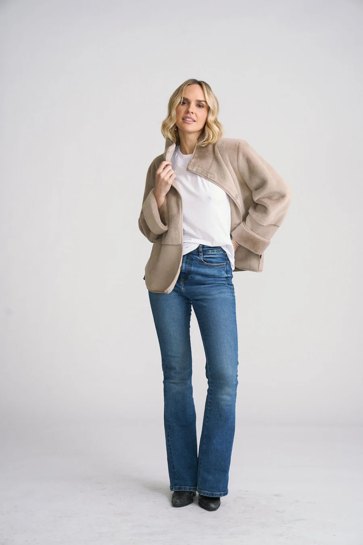 Mauritius Teresya OS Textile Jacket