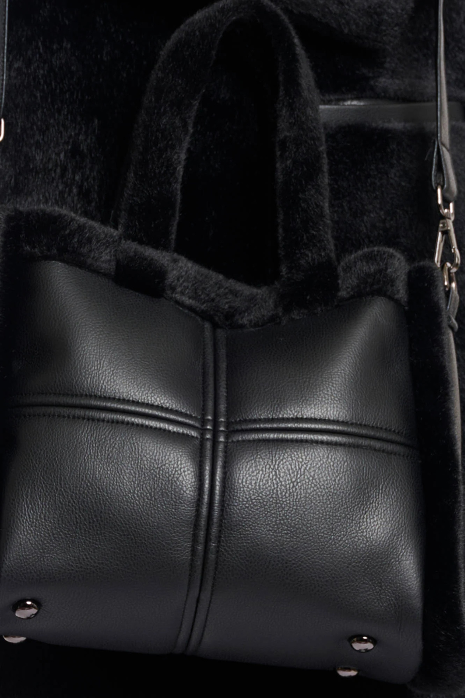 Jasha shopper
