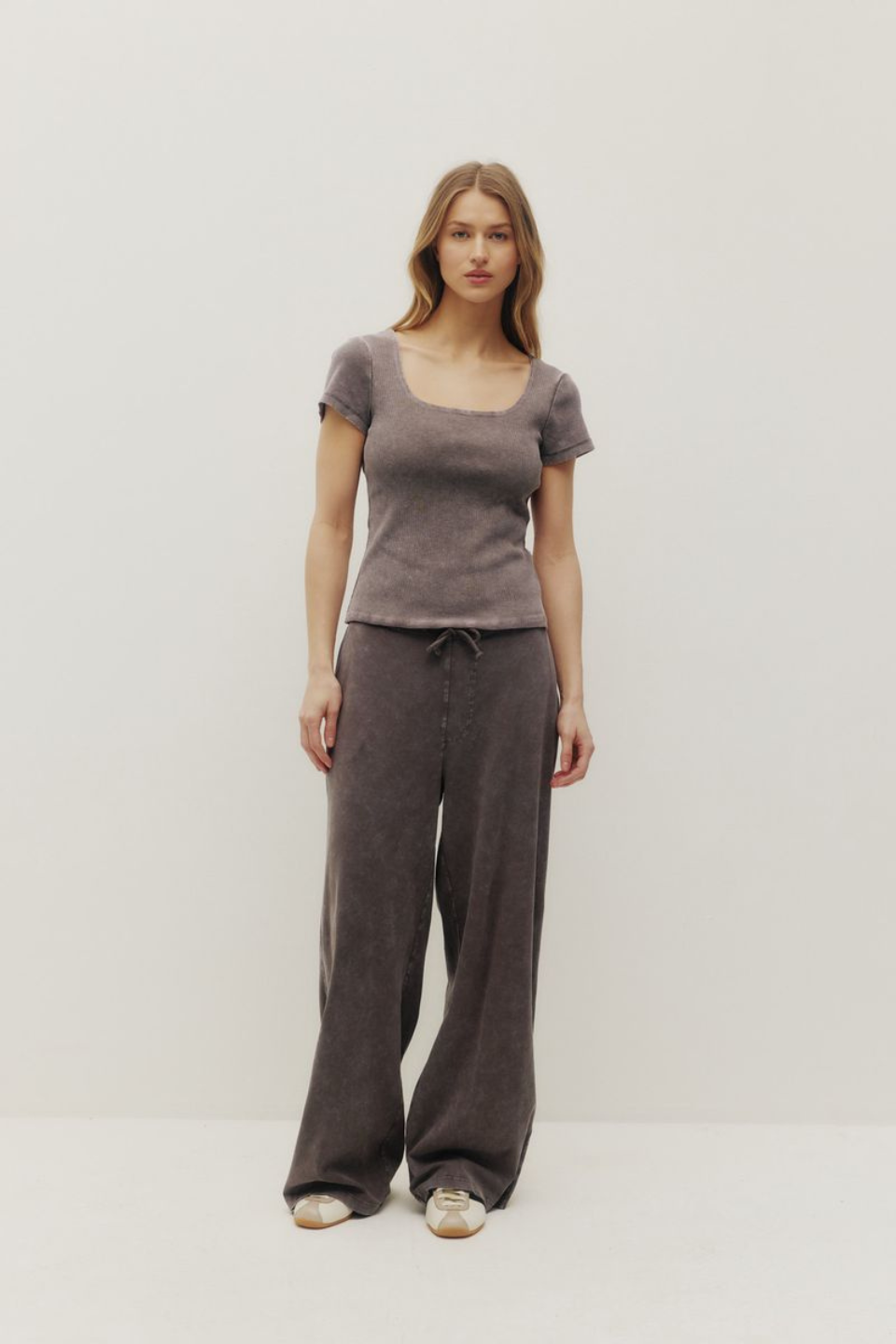 Selena Double Rib Squareneck Tee - Hot Peppers Clothing