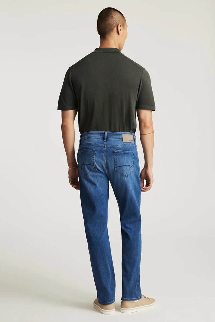 Zach Straight Leg Jeans