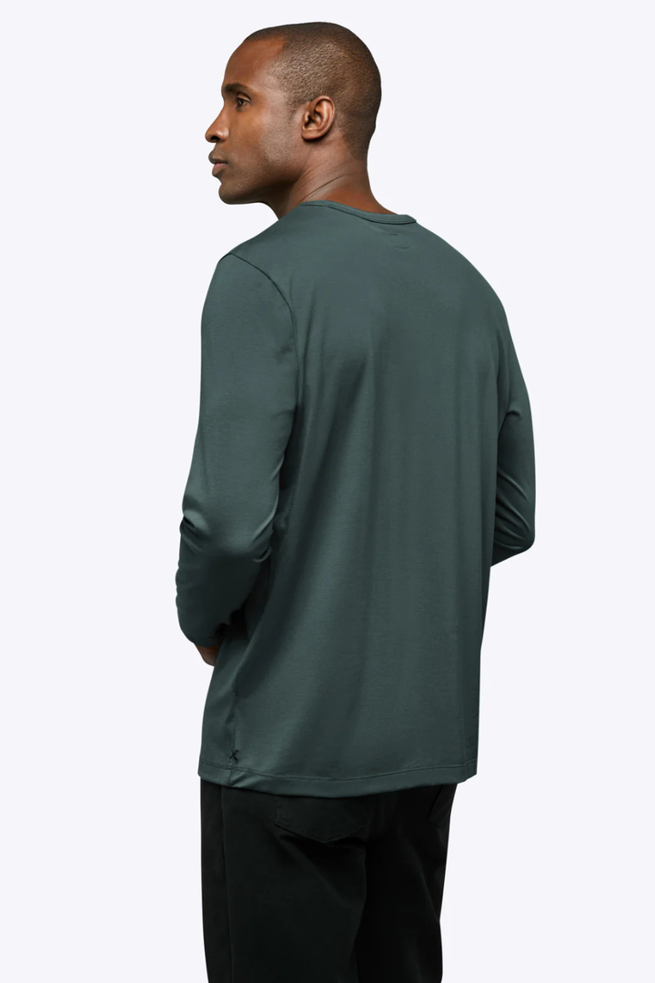 AO Forever Long Sleeve Classic-Fit Tee