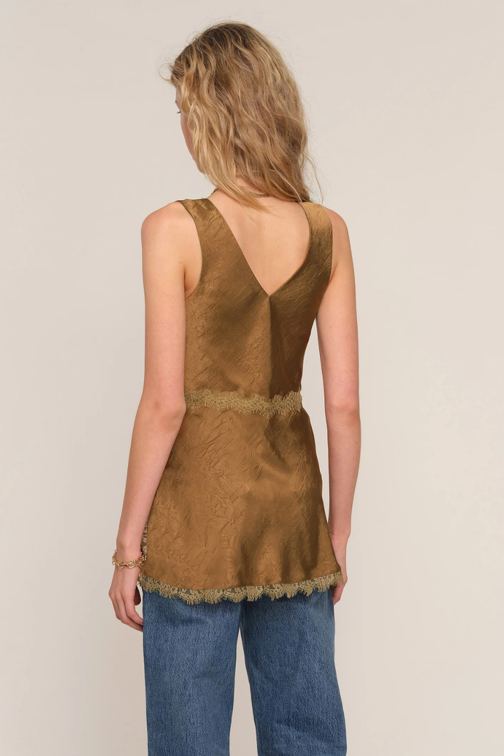 Heartloom Echo Top