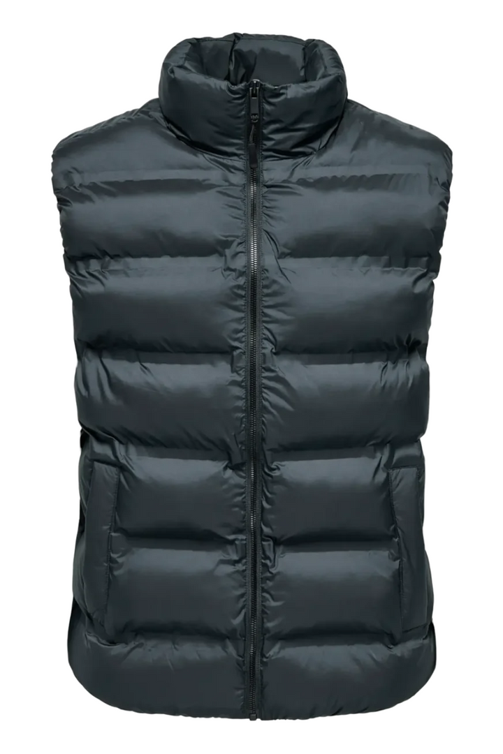Union Seamless Puffer Vest in Black