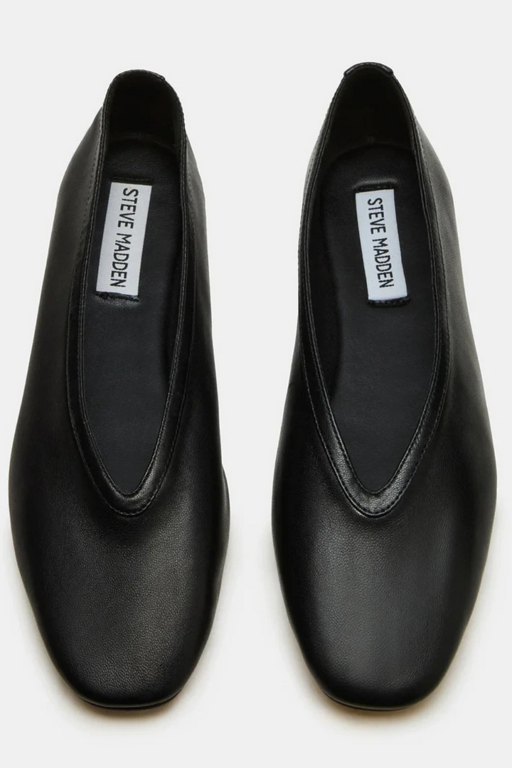 Steve Madden Leni Black Leather Flats